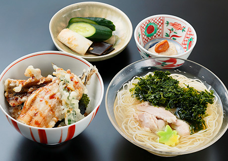 穴子天丼と鶏あおさ海苔素麺